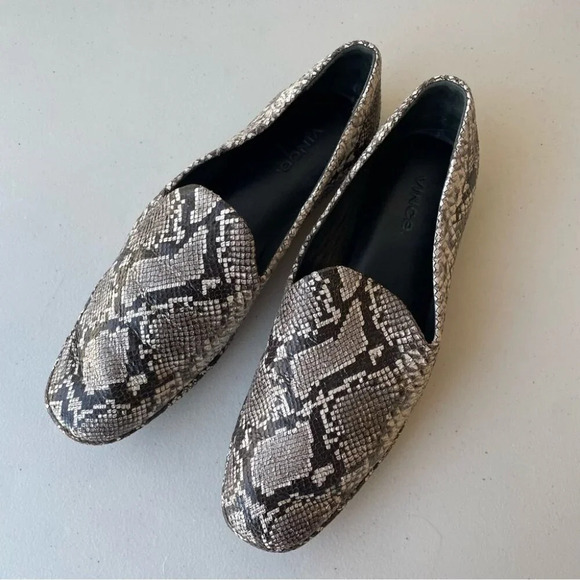 Vince Snakeprint Womens Contemporary Loafer Flats Slip On Shoes Size 37M / 7M - Picture 5 of 12